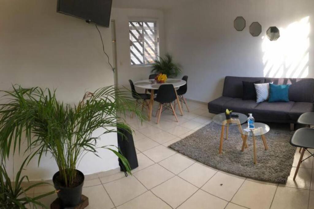 Comfortable And Private House 2 Bedrooms Wifi Parking Free Monterrei Exterior foto