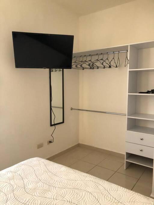 Comfortable And Private House 2 Bedrooms Wifi Parking Free Monterrei Exterior foto